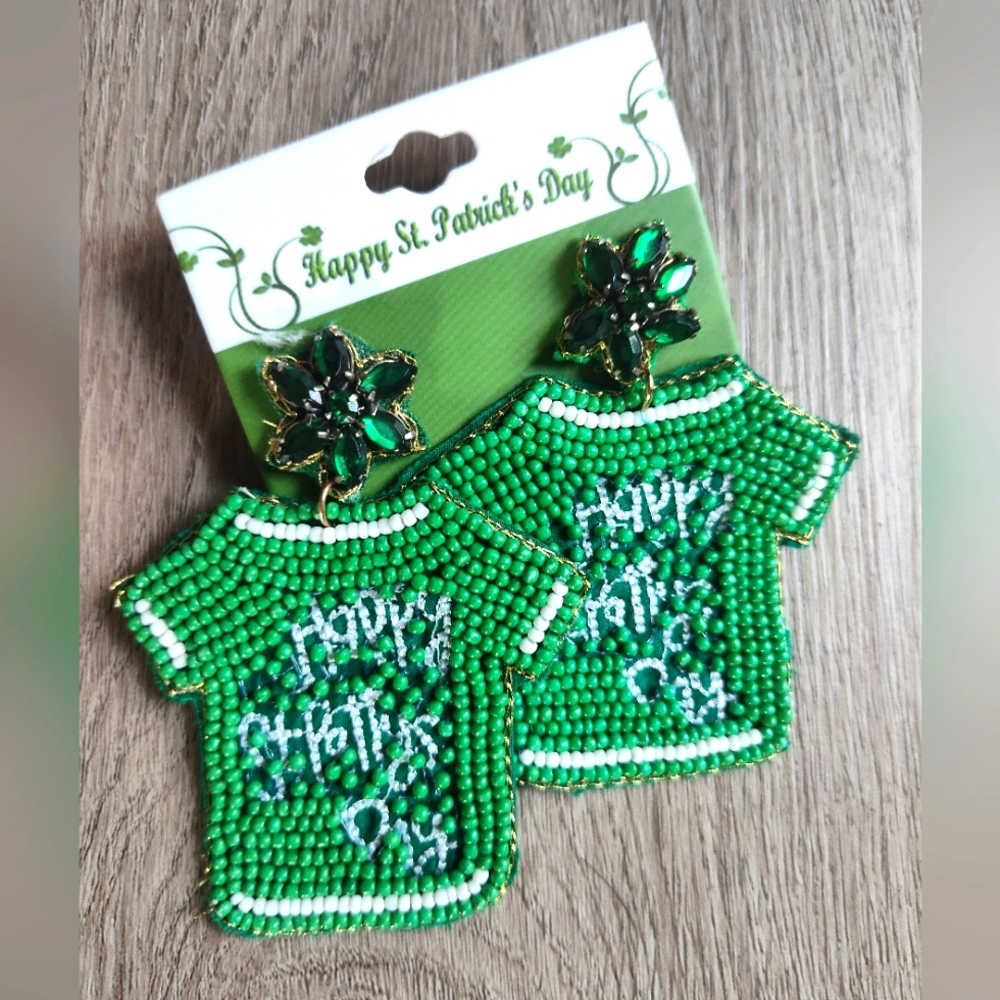 4/$12🤯🆕"Happy St Pattys Day" Emerald Earrings Nwt